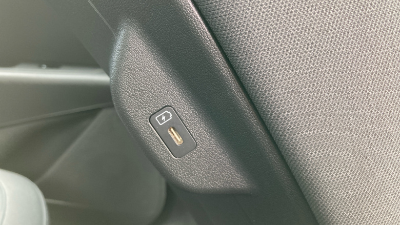 Kia Niro 150kW 2 64kWh 5dr Auto Electric Estate